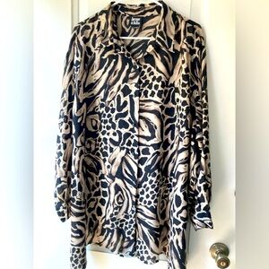 Knee length Jacque and Koko animal like Long Sleeve Button Down Shirt